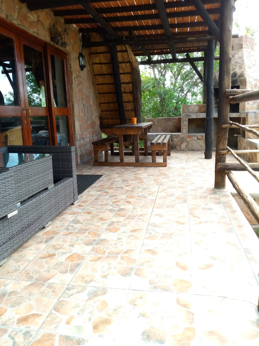 2 Bedroom Property for Sale in Renosterfontein A H North West